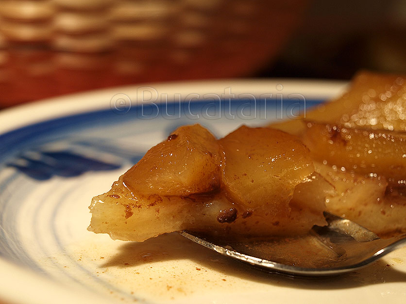 Tarta Tatin cu mere si pere